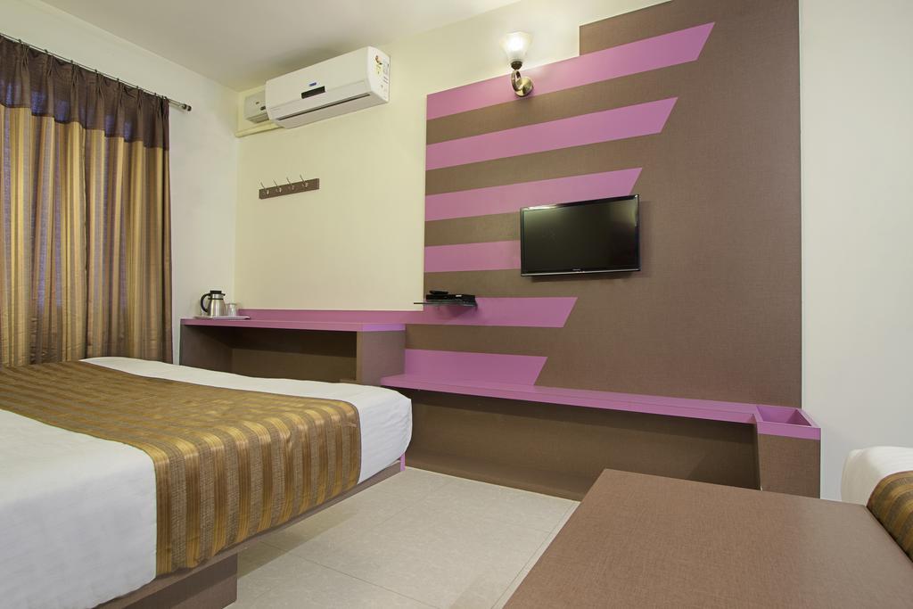 Mannars Residency Villa Mysore Buitenkant foto